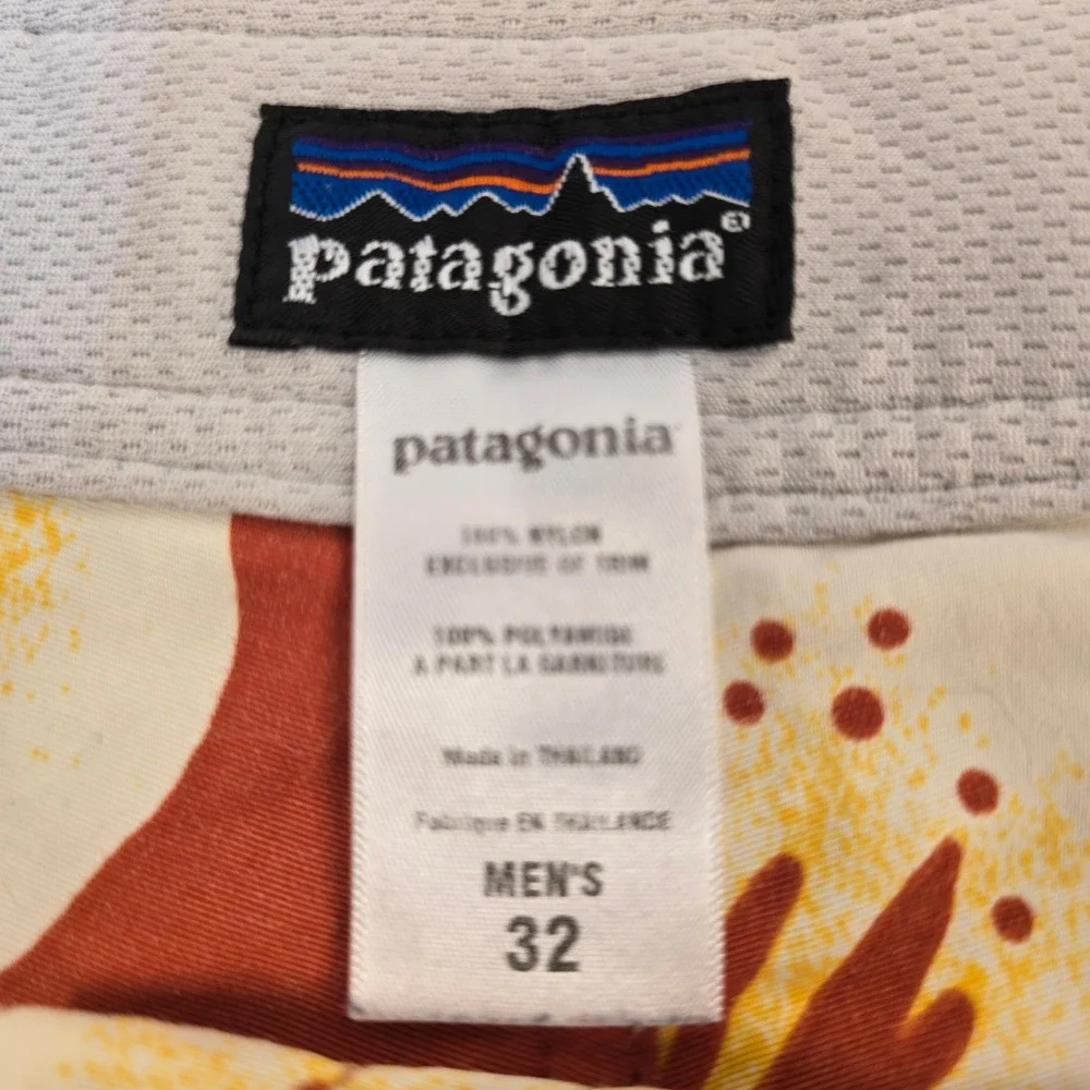Patagonia Mens 32 Board Shorts Hibiscus Floral Orange Yellow Swim Trunks S0619